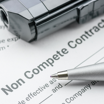 Non-compete obligation for board members and shareholders of a closely held company limited by shares